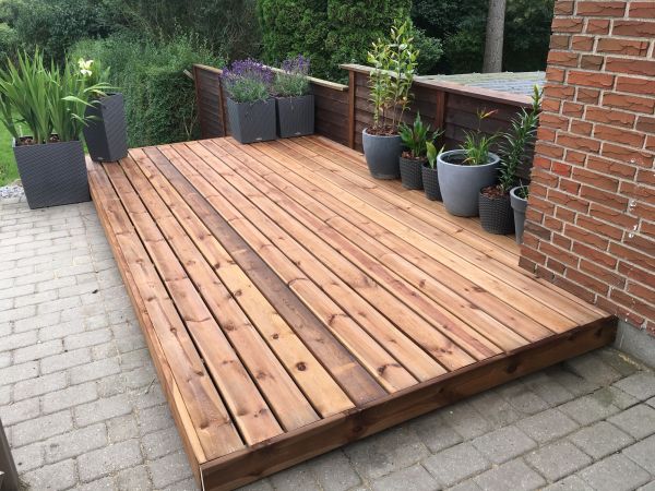Platform Deck Installation in Gainesville